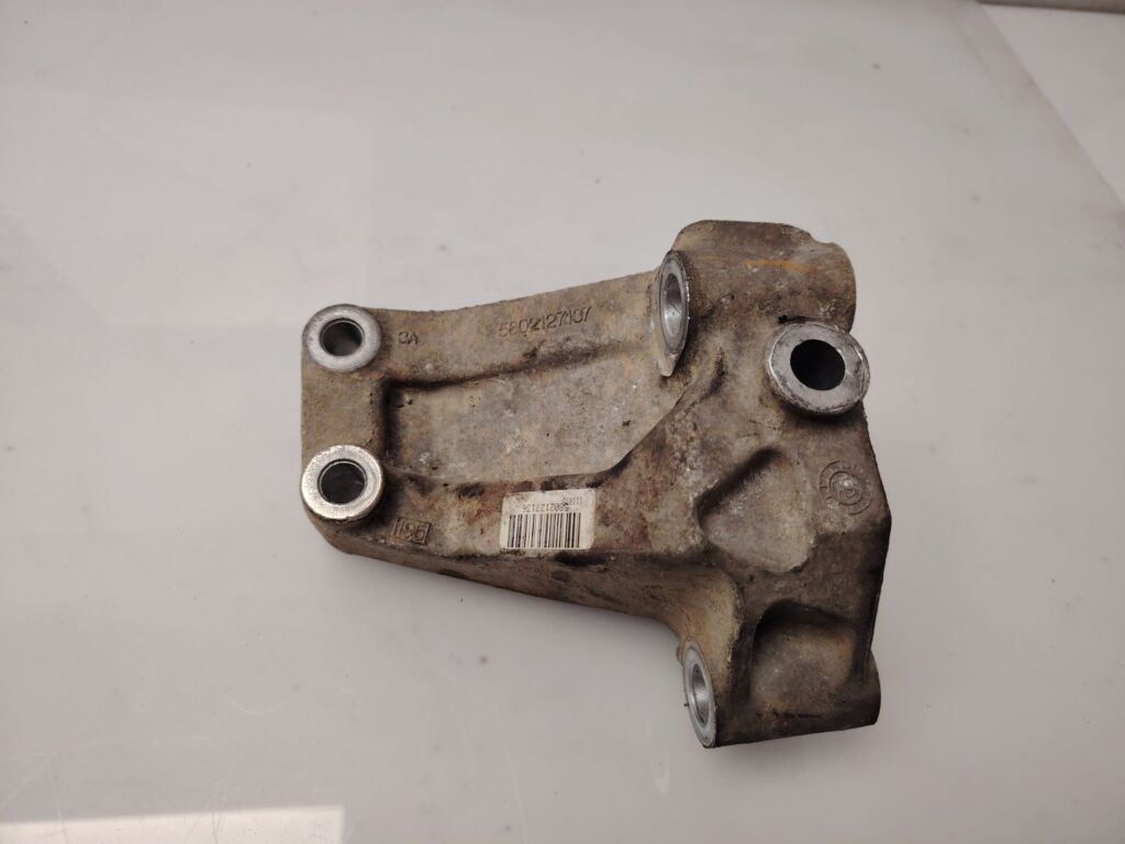 SOPORTE MOTOR 138046