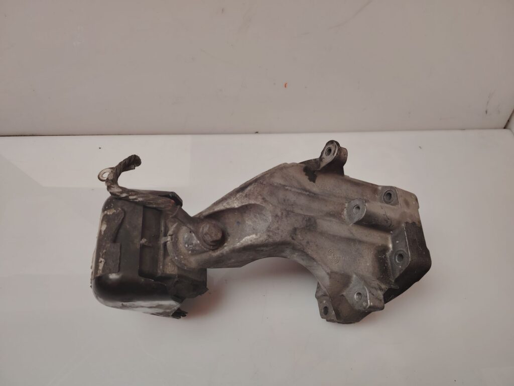 SOPORTE MOTOR 136636