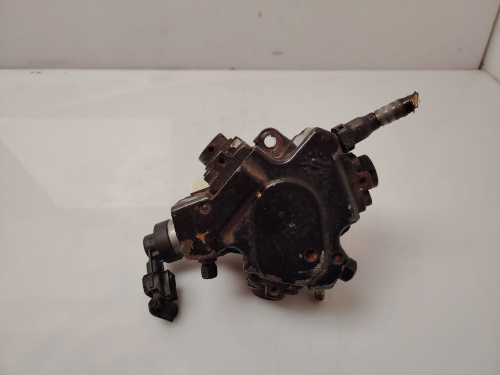 BOMBA INYECCION 136895