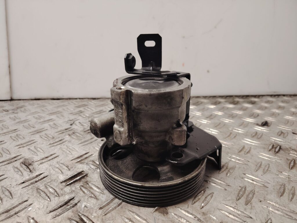 BOMBA DIRECCION 138198