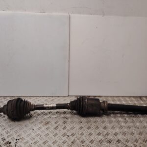 TRANSMISION DELANTERA DERECHA 137032