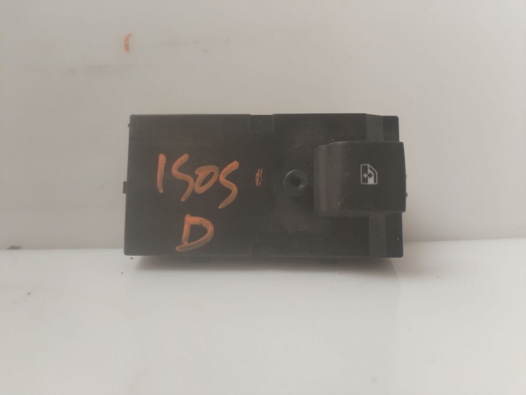 MANDO ELEVALUNAS DELANTERO DERECHO 137340