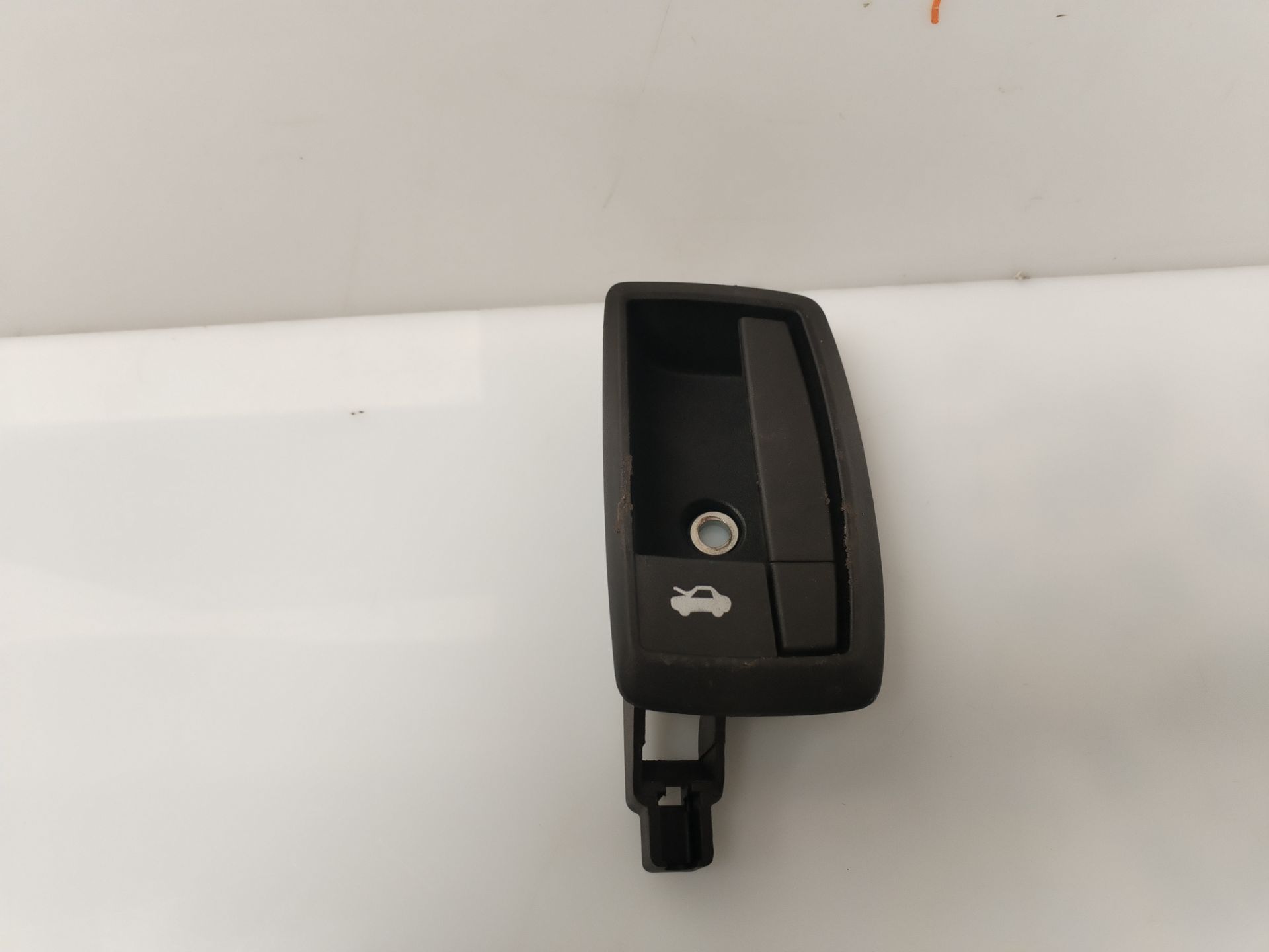 MANETA INTERIOR DELANTERA IZQUIERDA 136205