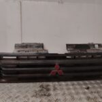 REJILLA DELANTERA 138231