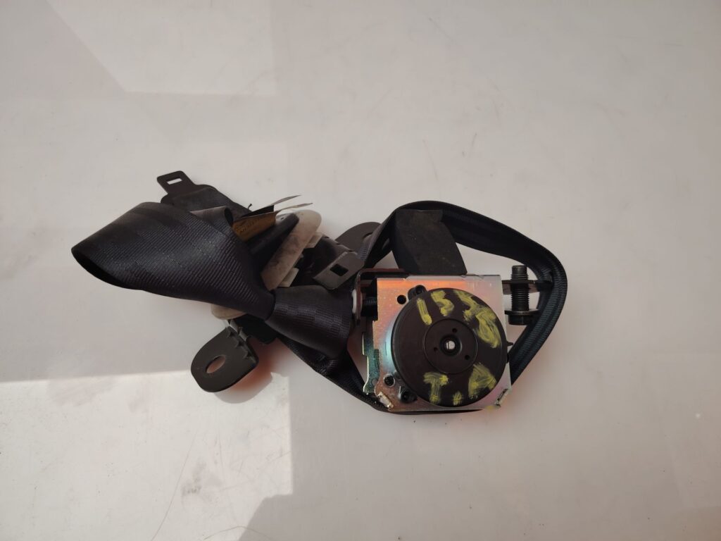 CINTURON SEGURIDAD TRASERO CENTRAL 138225