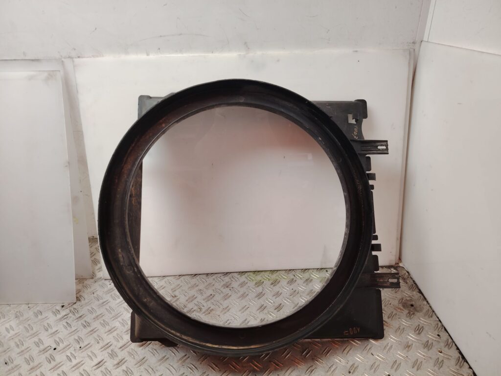 CALANDRA DELANTERA DE RADIADOR 137630