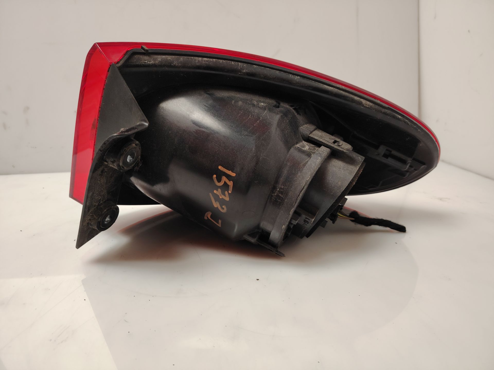 PILOTO TRASERO IZQUIERDO 138259