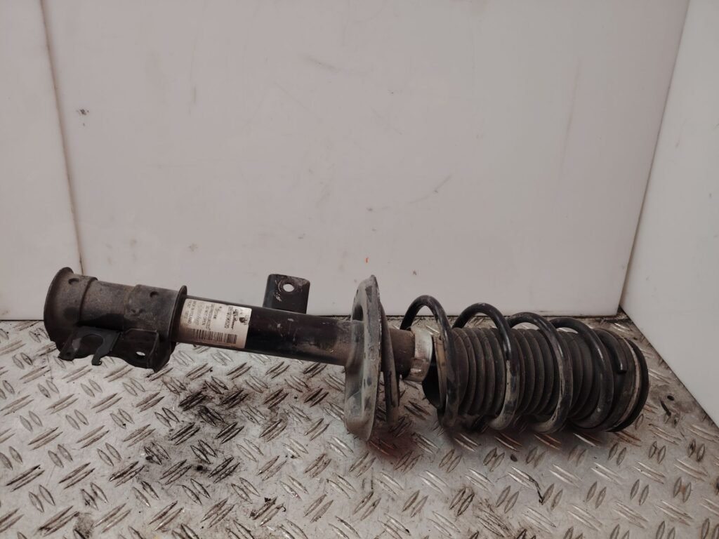 AMORTIGUADOR DELANTERO IZQUIERDO 138235