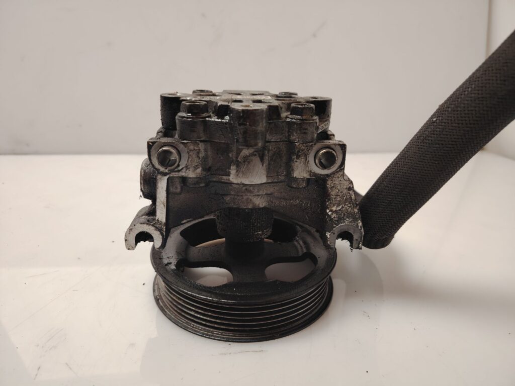 BOMBA DIRECCION 138127