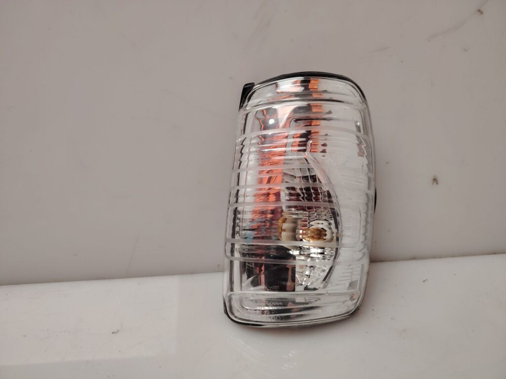 PILOTO RETROVISOR DERECHO 138038