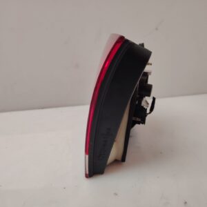 PILOTO TRASERO DERECHO INTERIOR 137506