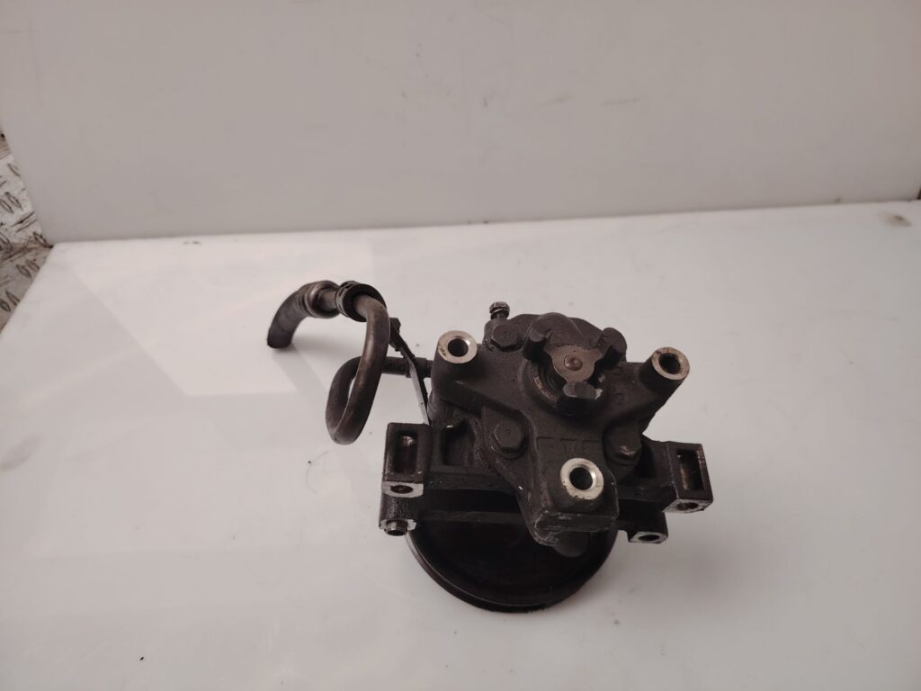 BOMBA DIRECCION 137036