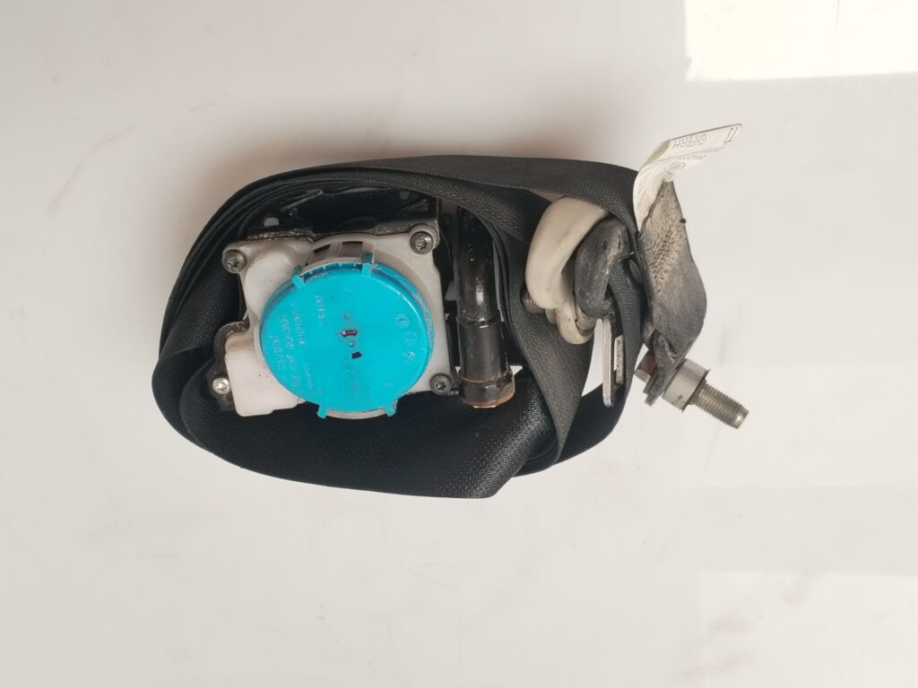 CINTURON SEGURIDAD DELANTERO IZQUIERDO 135108