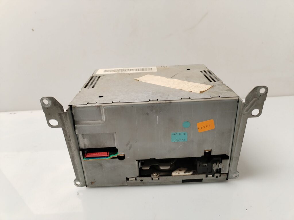 SISTEMA AUDIO / RADIO CD 136008