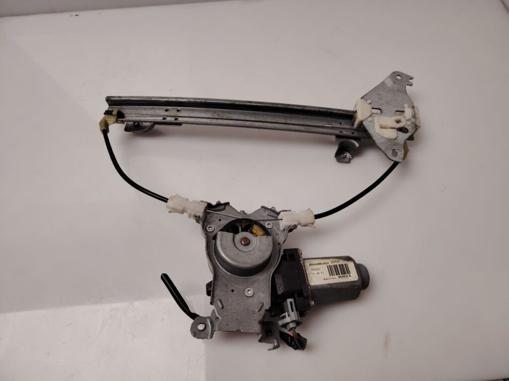 ELEVALUNAS TRASERO DERECHO 137105