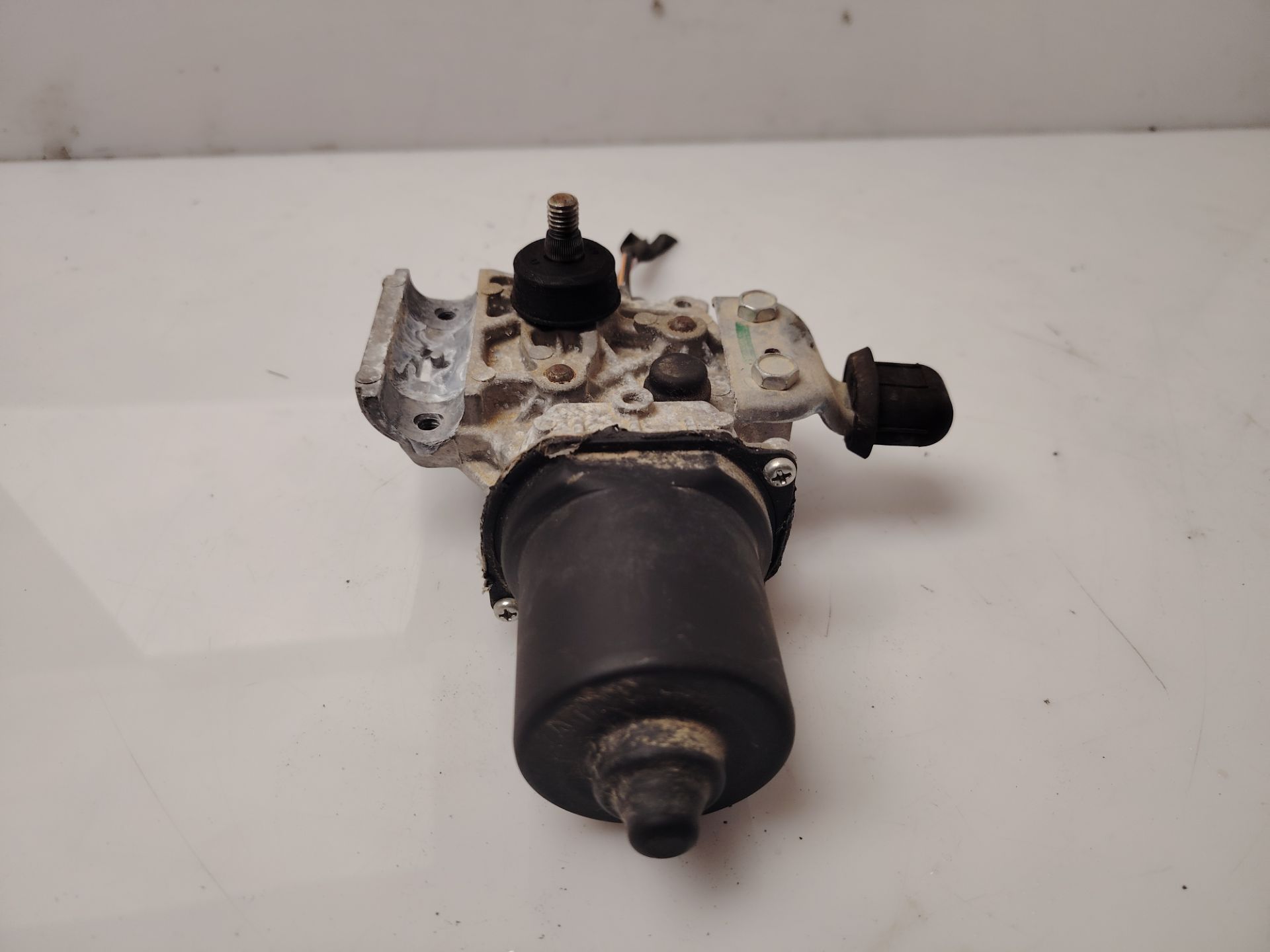MOTOR LIMPIA DELANTERO 138109