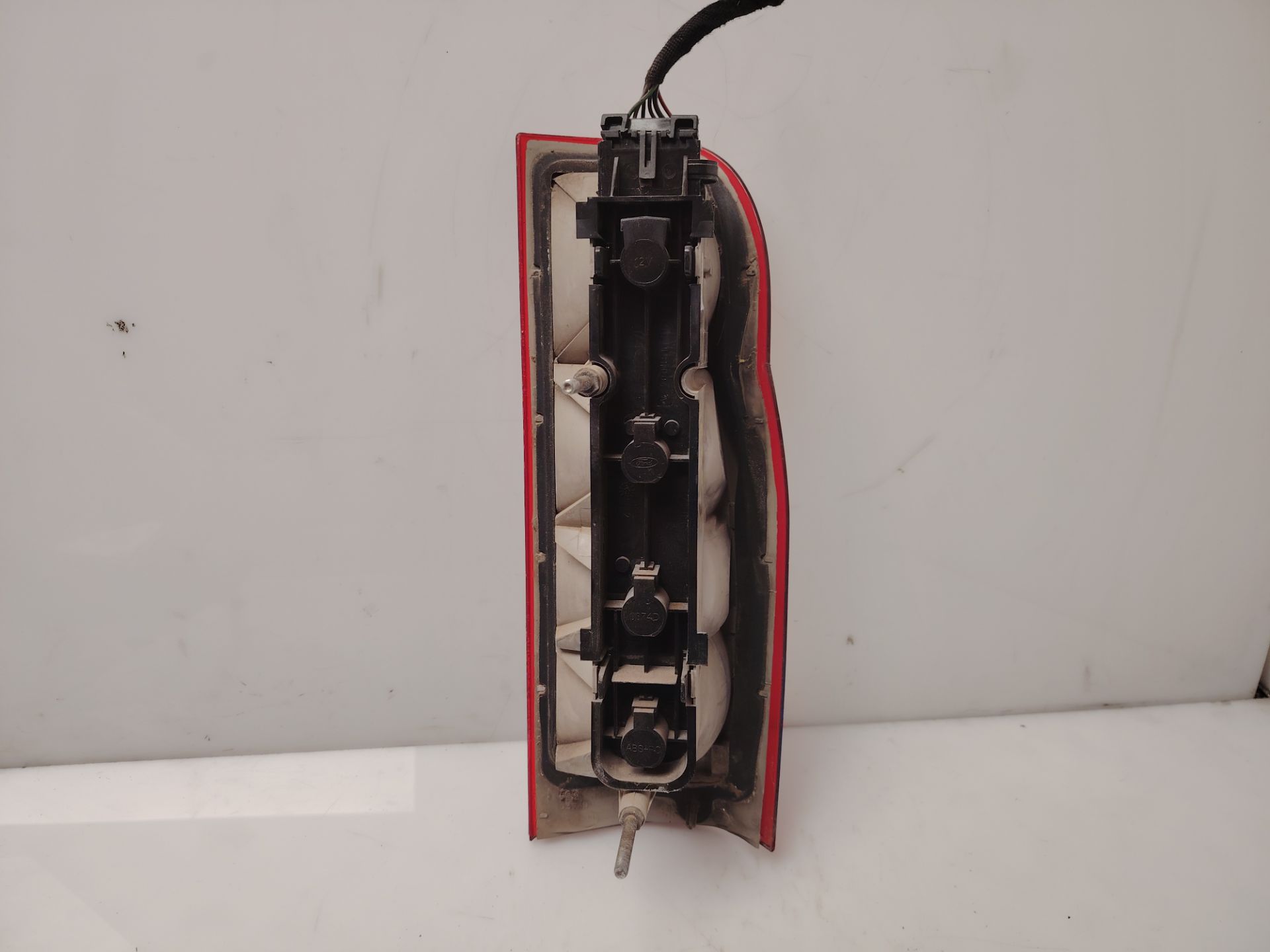 PILOTO TRASERO IZQUIERDO 138349