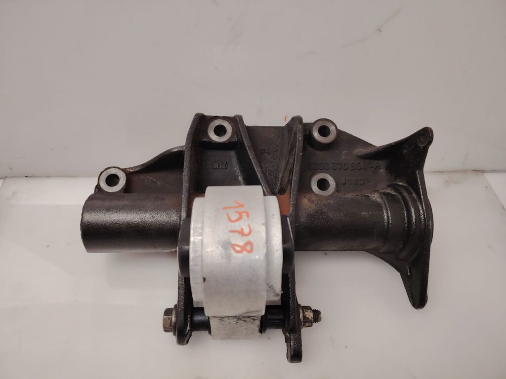 SOPORTE MOTOR 138153