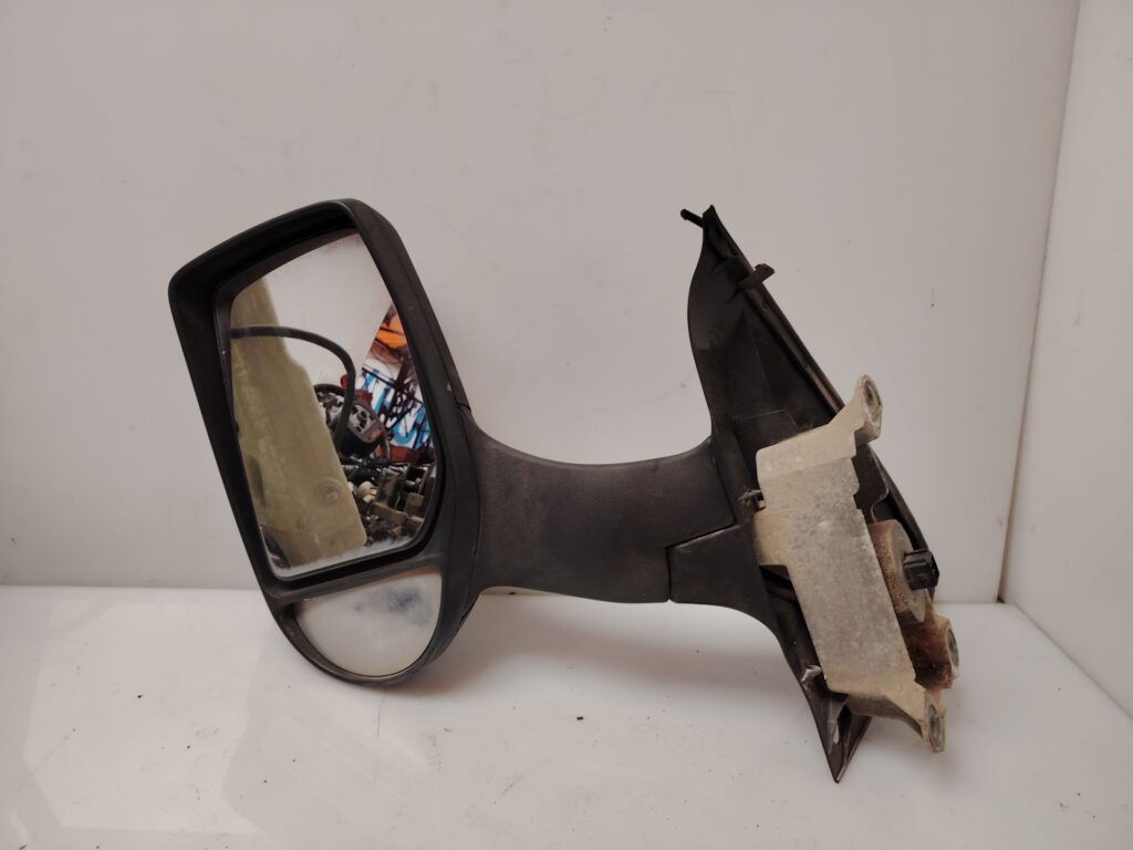 RETROVISOR IZQUIERDO 137567