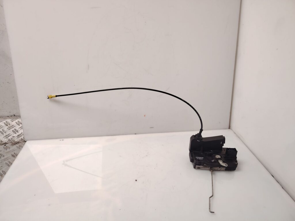 CERRADURA PUERTA DELANTERA IZQUIERDA 136920