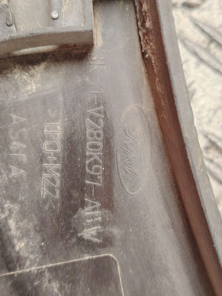 ALETIN TRASERO IZQUIERDO 137299