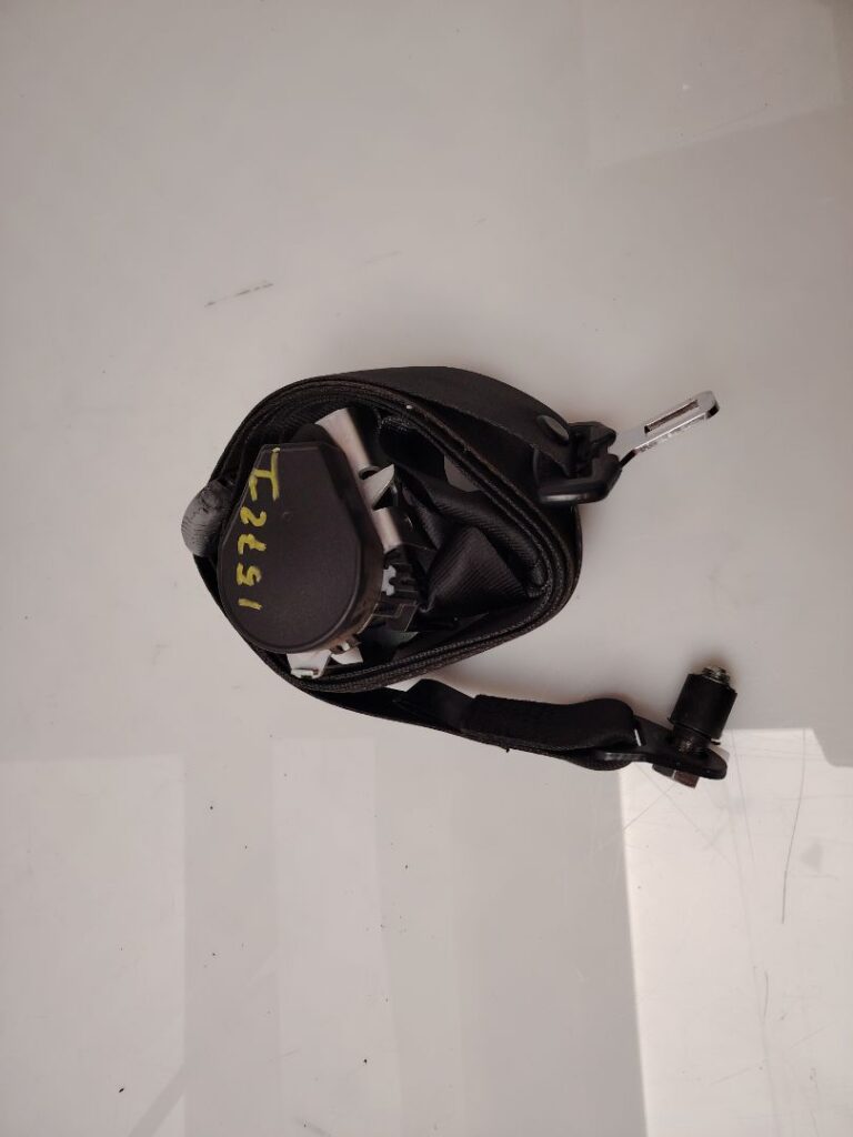CINTURON SEGURIDAD DELANTERO IZQUIERDO 137828