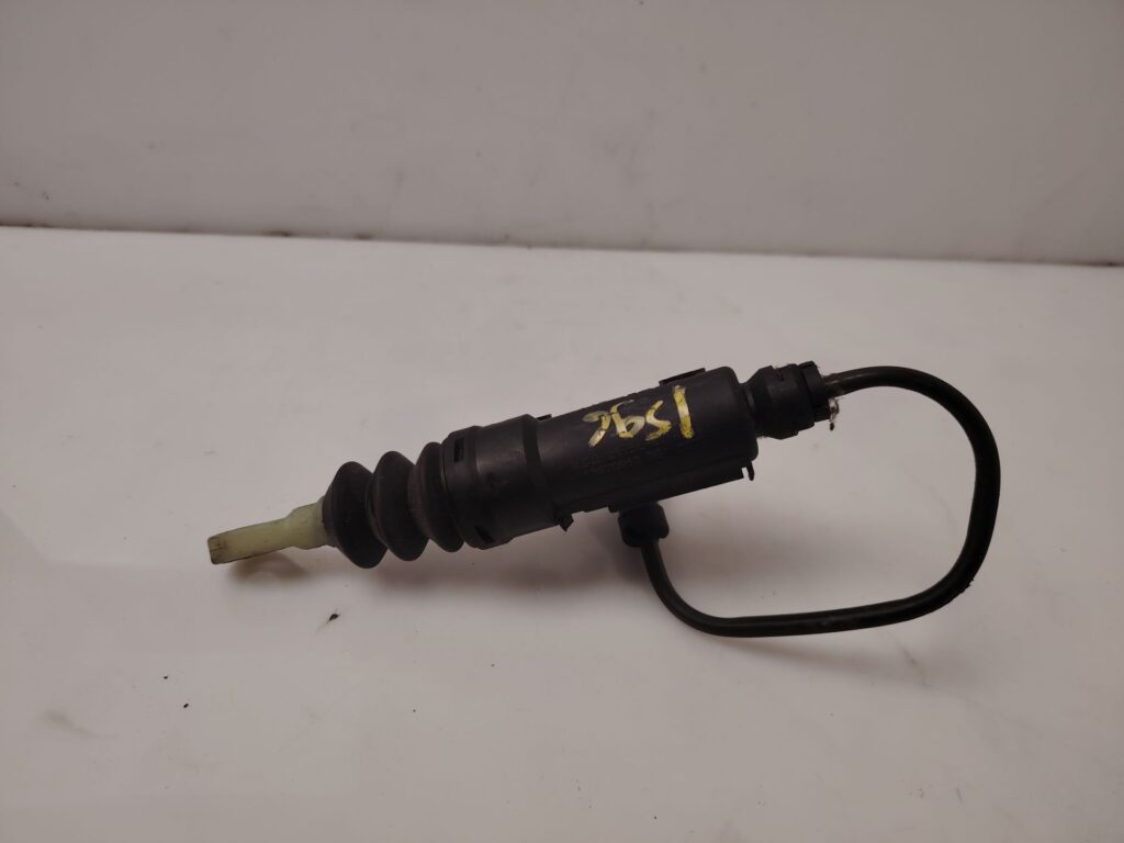 BOMBA EMBRAGUE 138528