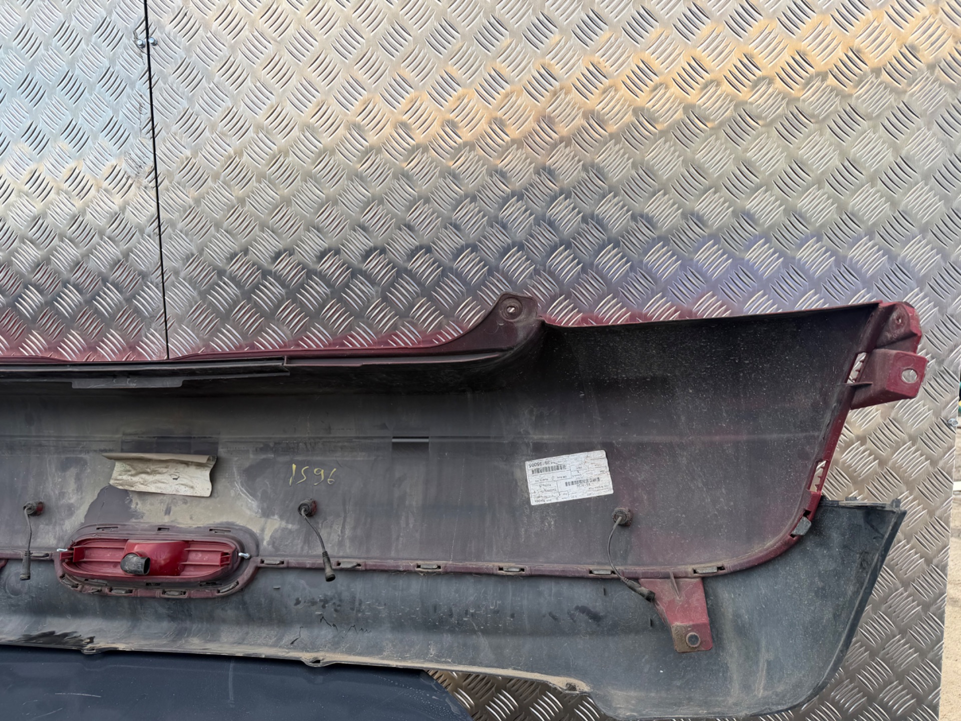 PARAGOLPES TRASERO 138553