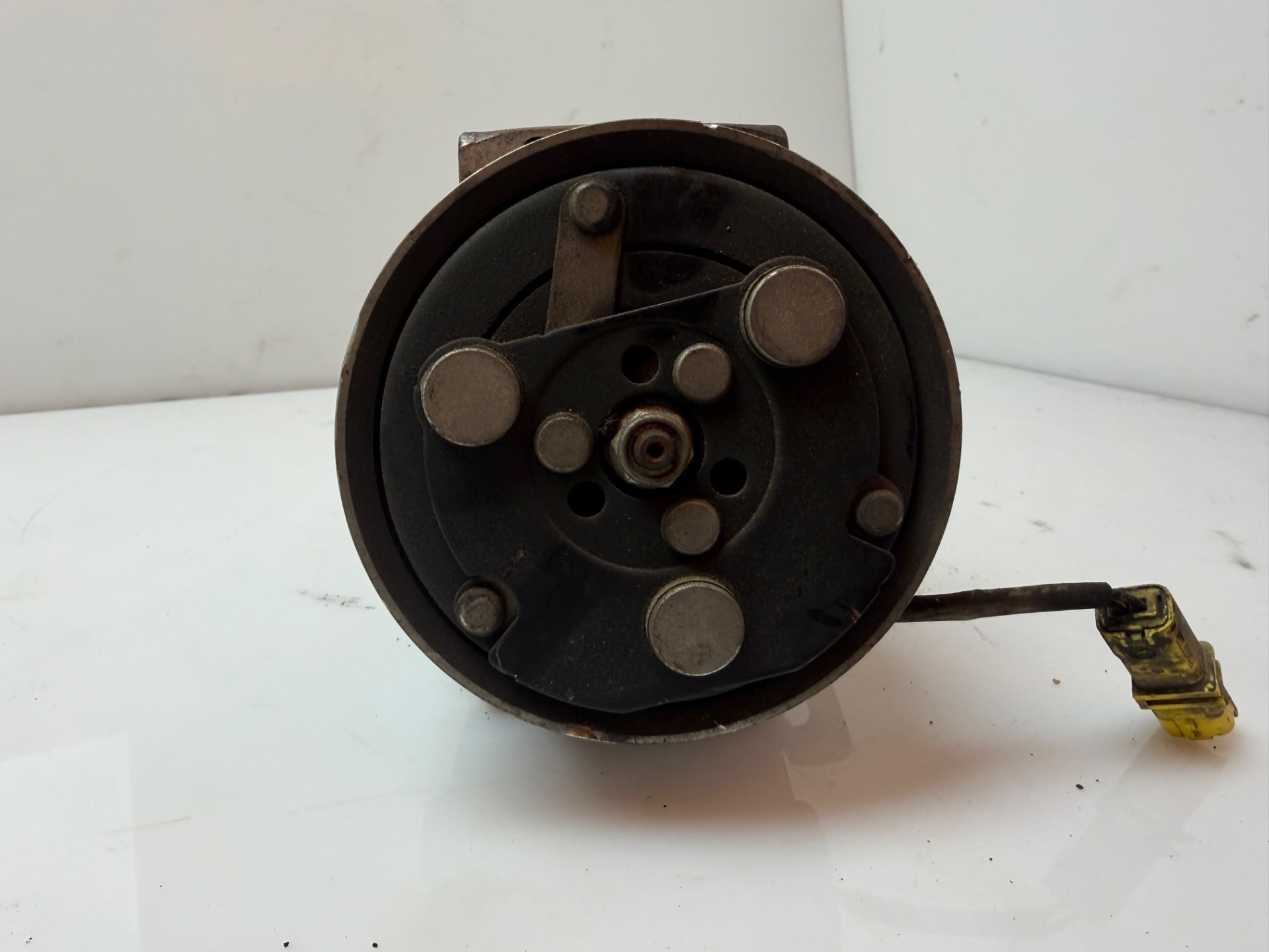 COMPRESOR AIRE ACONDICIONADO 138499