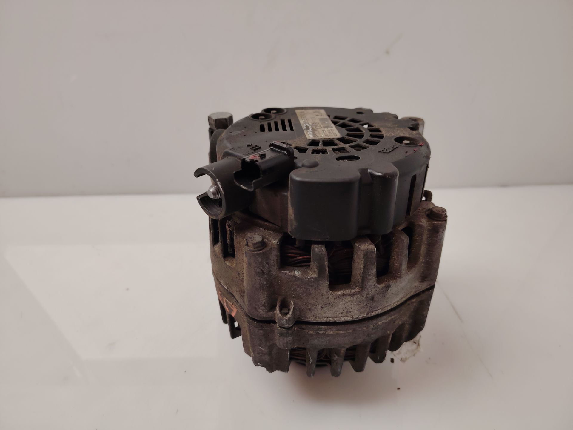 ALTERNADOR 137787