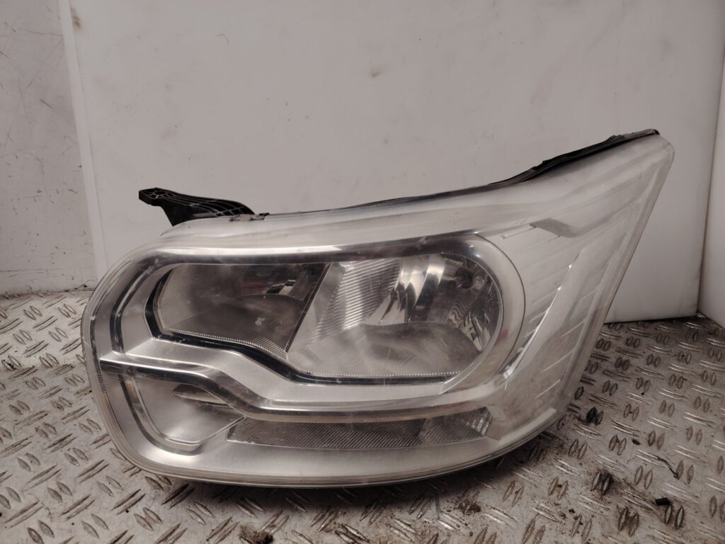 FARO IZQUIERDO 138144