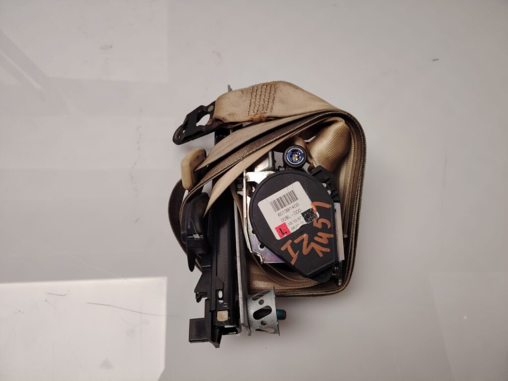 CINTURON SEGURIDAD DELANTERO IZQUIERDO 137546