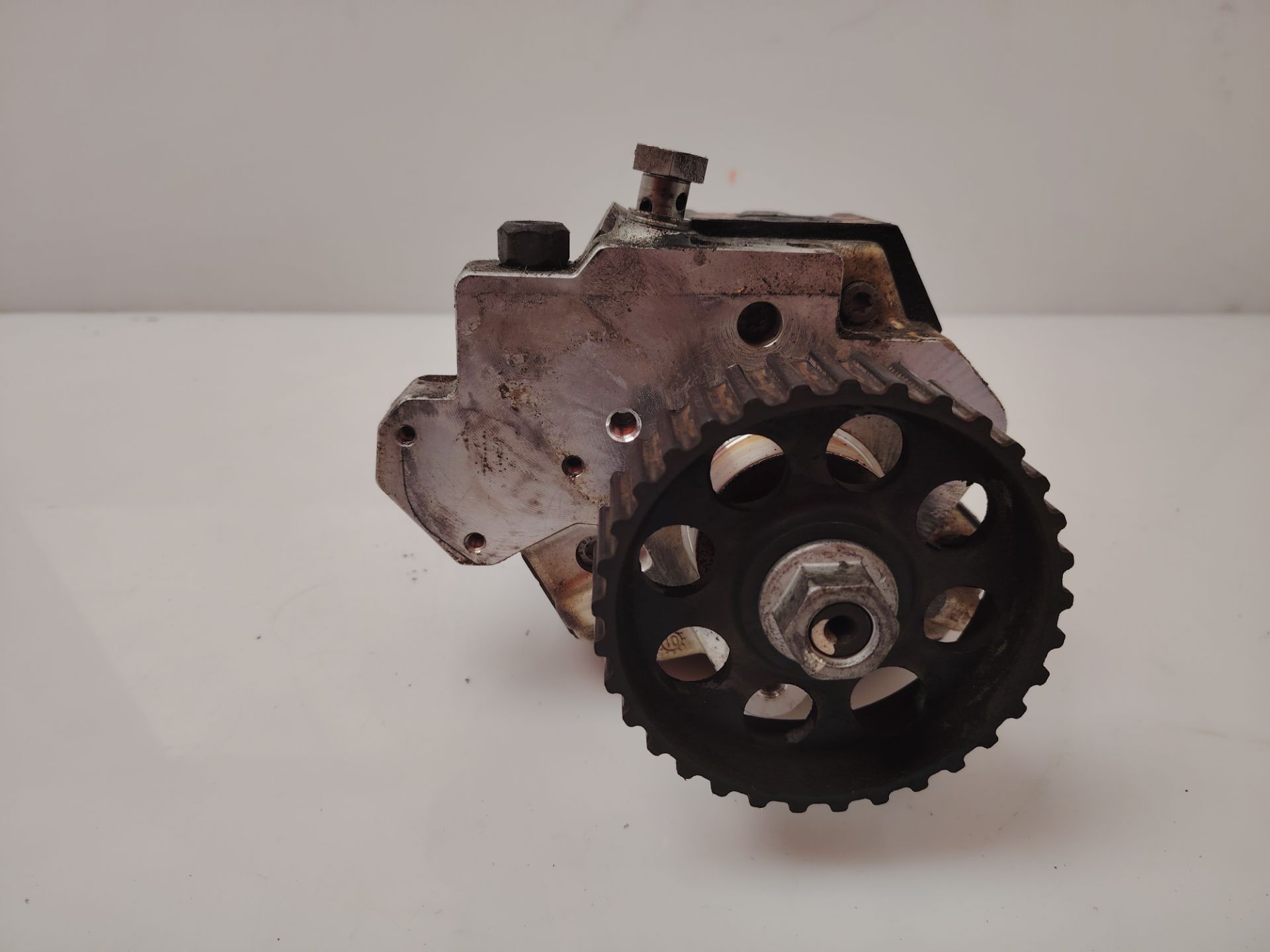 BOMBA INYECCION 137142