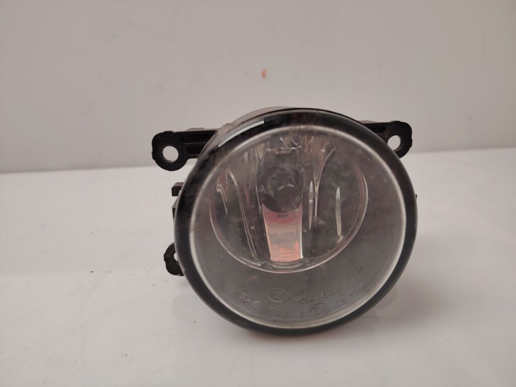 FARO ANTINIEBLA DERECHO 136653