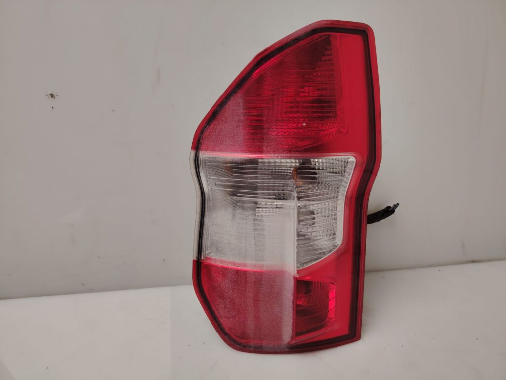 PILOTO TRASERO DERECHO 138352