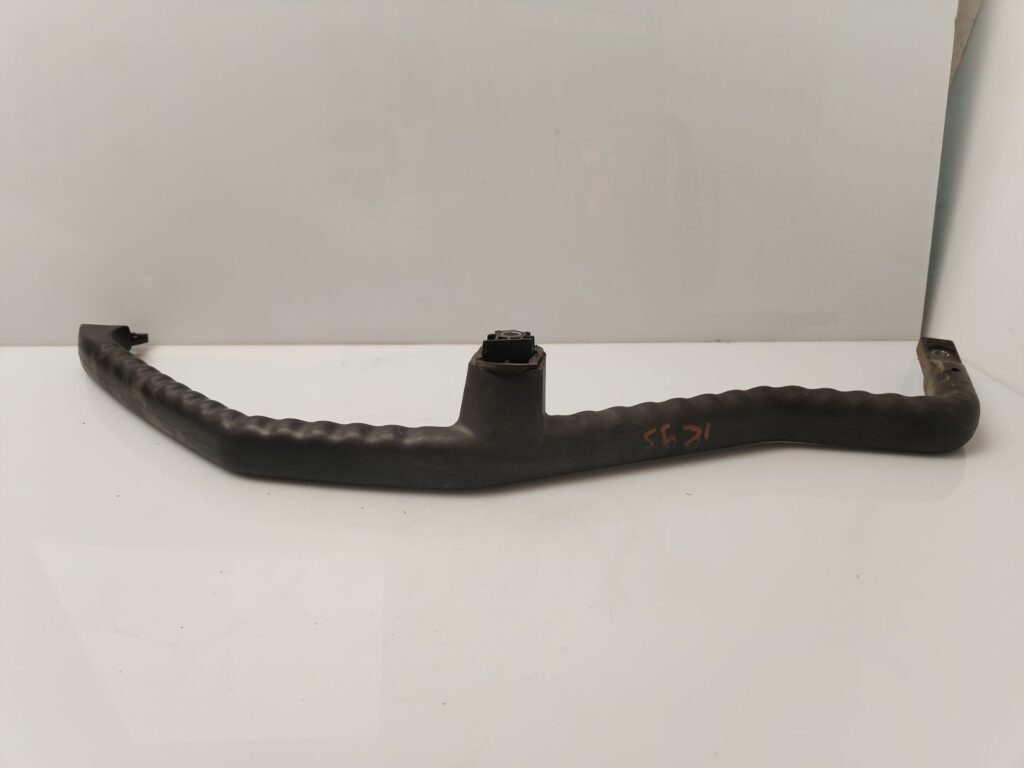 MANETA INTERIOR DELANTERA IZQUIERDA 133553