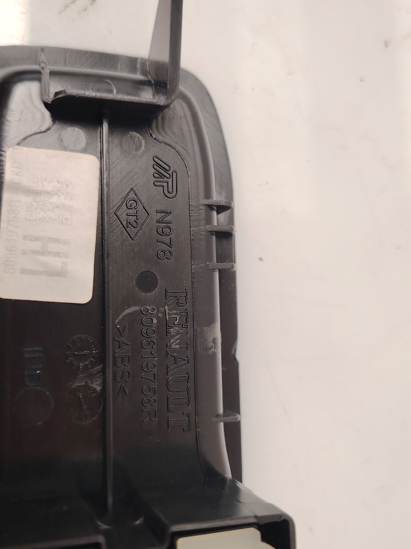 MANDO ELEVALUNAS DELANTERO IZQUIERDO 138113