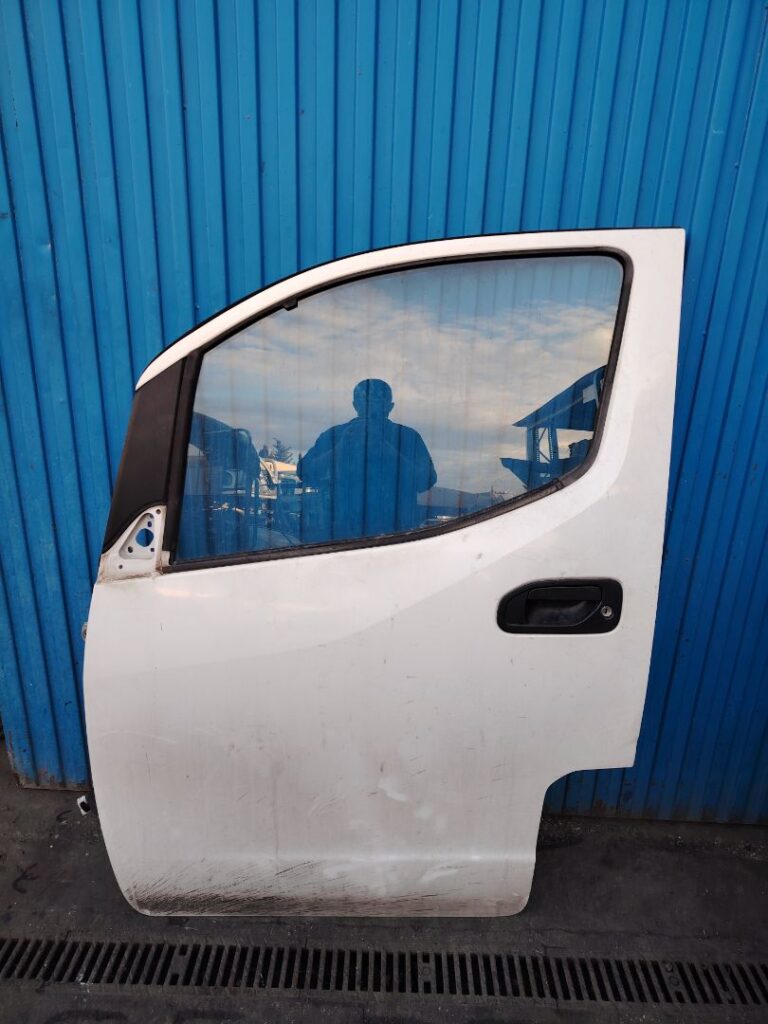 PUERTA DELANTERA IZQUIERDA 137862