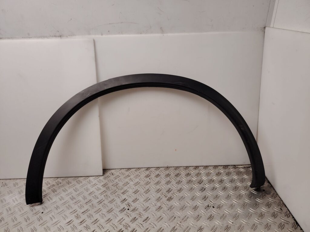 ALETIN TRASERO IZQUIERDO 137097