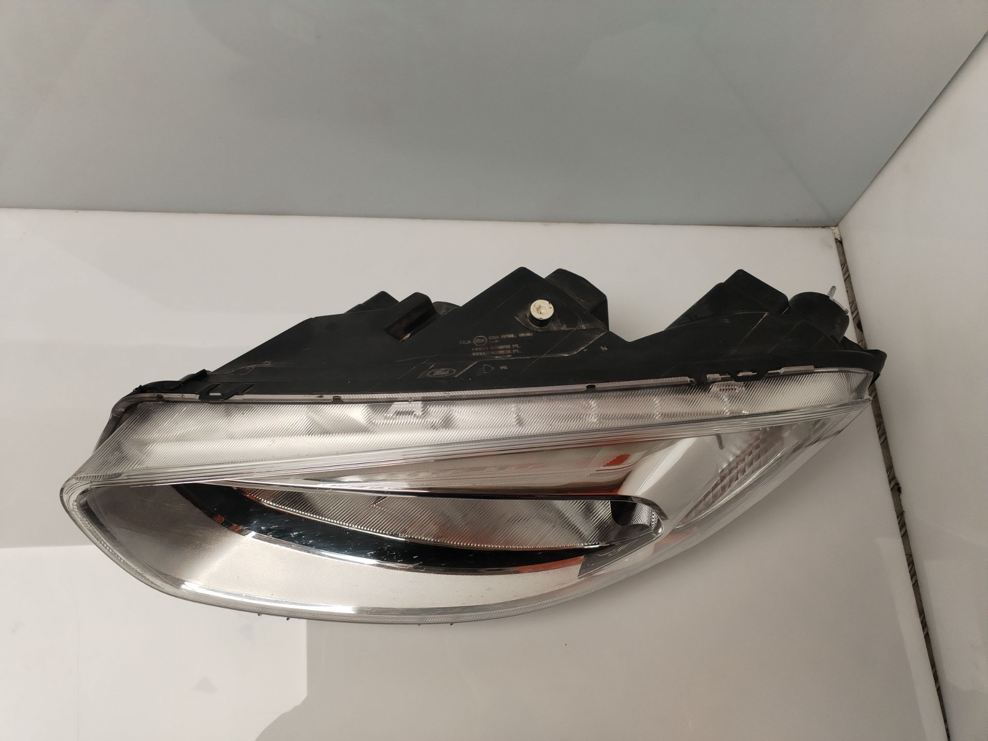 FARO IZQUIERDO 134609