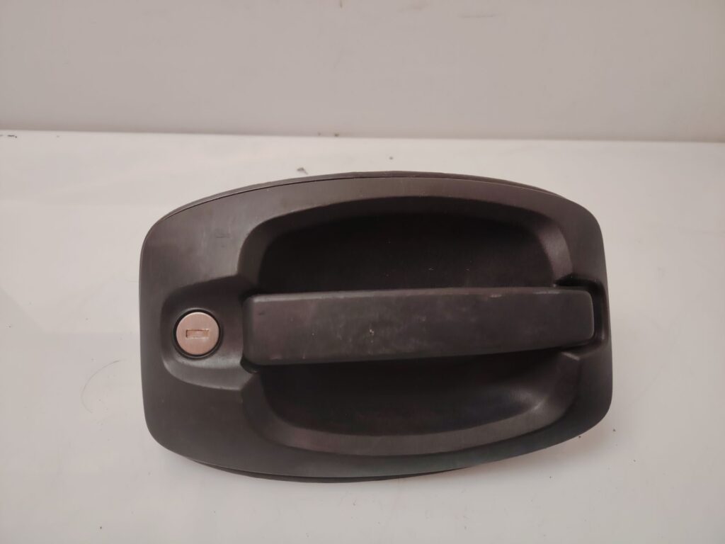 MANETA EXTERIOR DELANTERA IZQUIERDA 137021