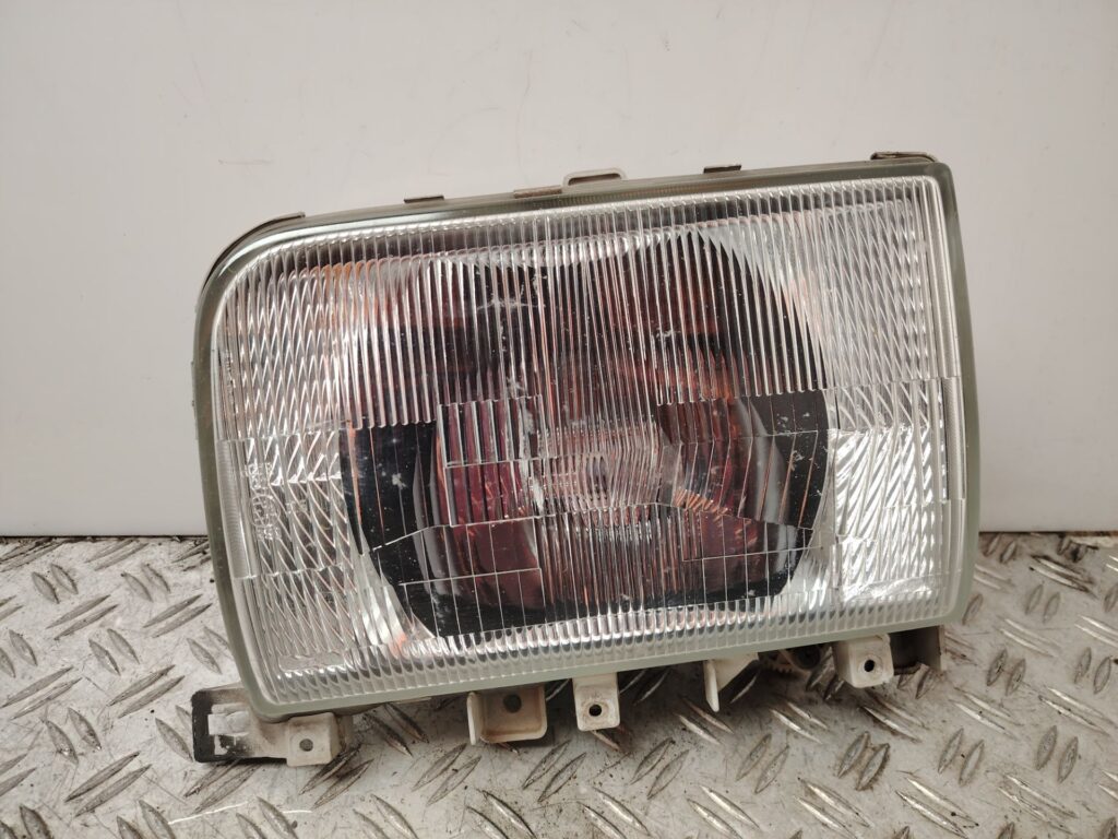 FARO IZQUIERDO 137012