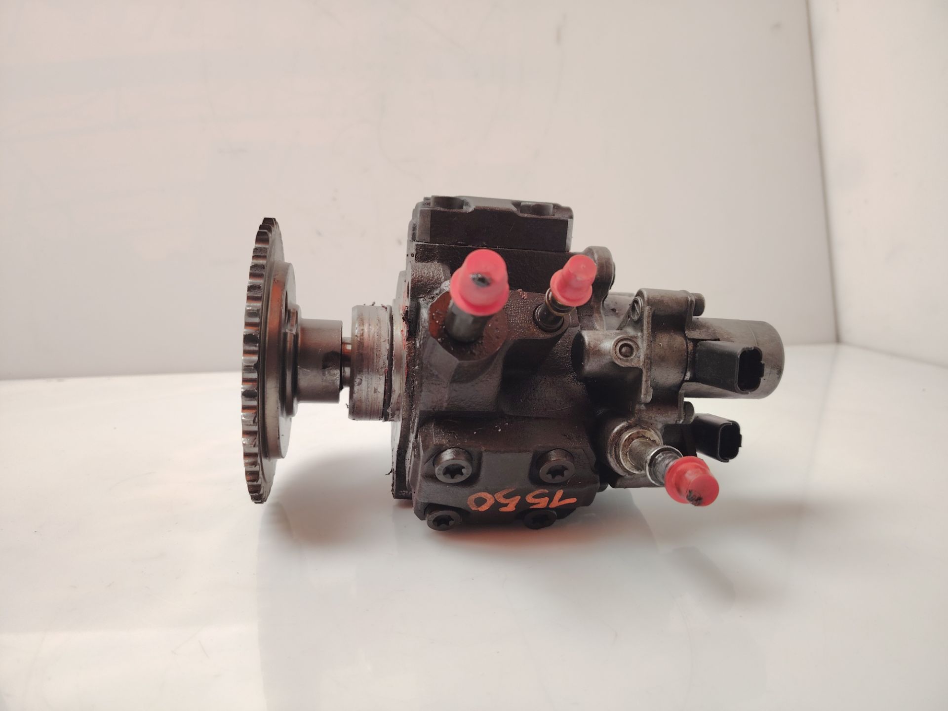 BOMBA INYECCION 136985