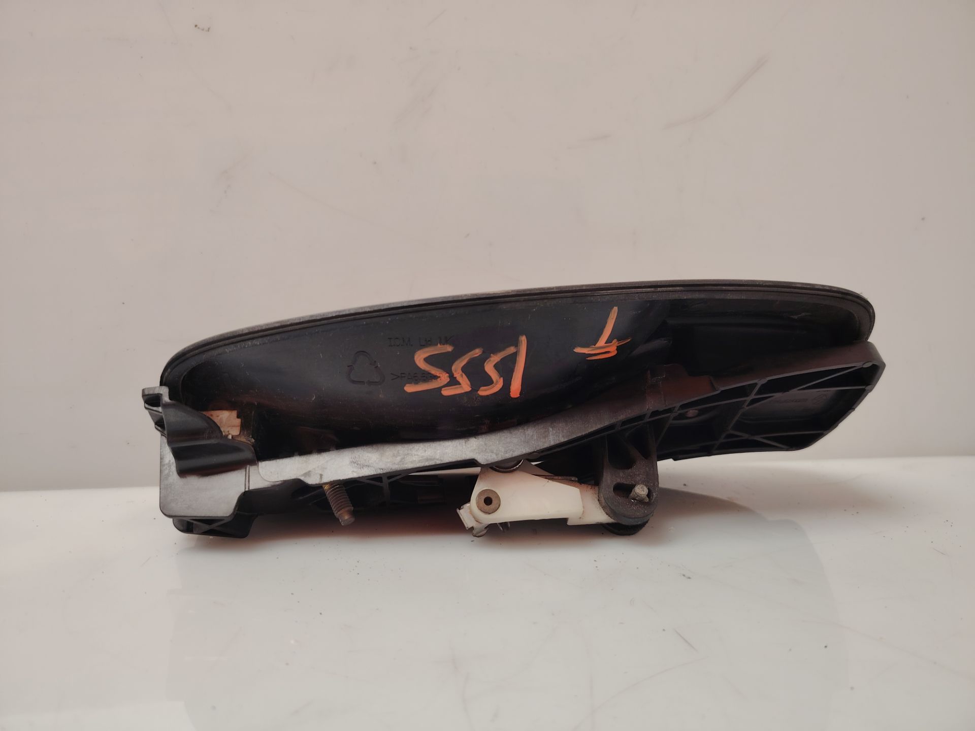 SOPORTE MANETA EXTERIOR TRASERA DERECHA 136822