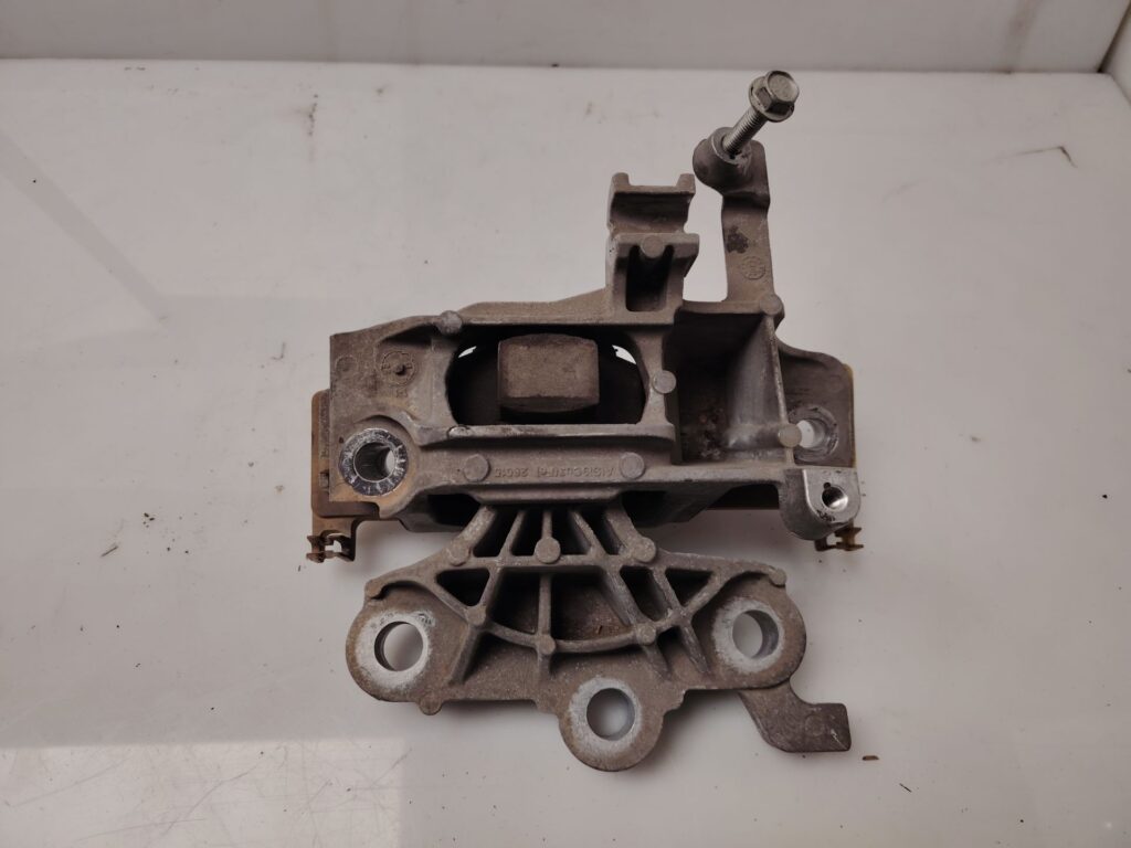 SOPORTE MOTOR 137443