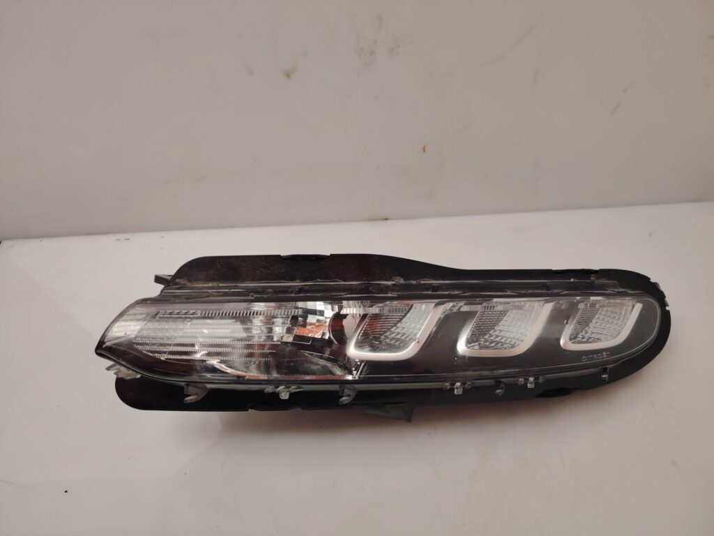 PILOTO DELANTERO IZQUIERDO 137218