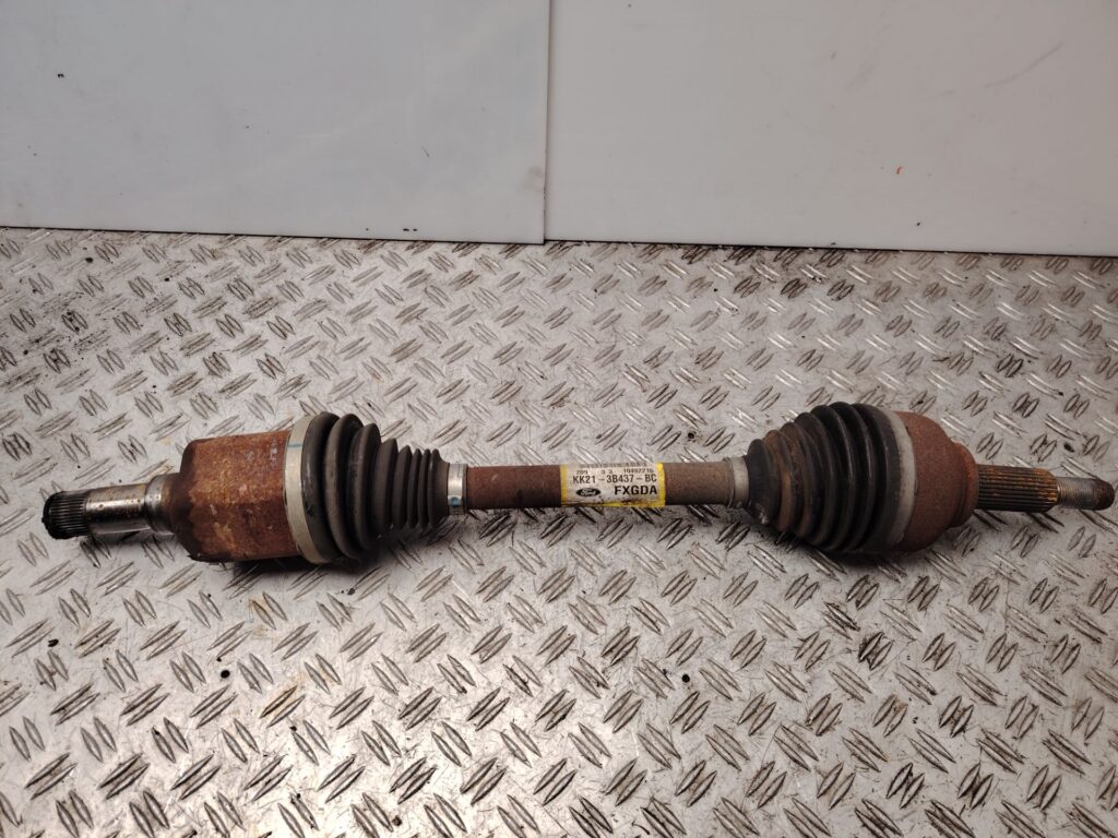 TRANSMISION DELANTERA IZQUIERDA 136674