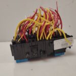 CAJA RELES / FUSIBLES 138093