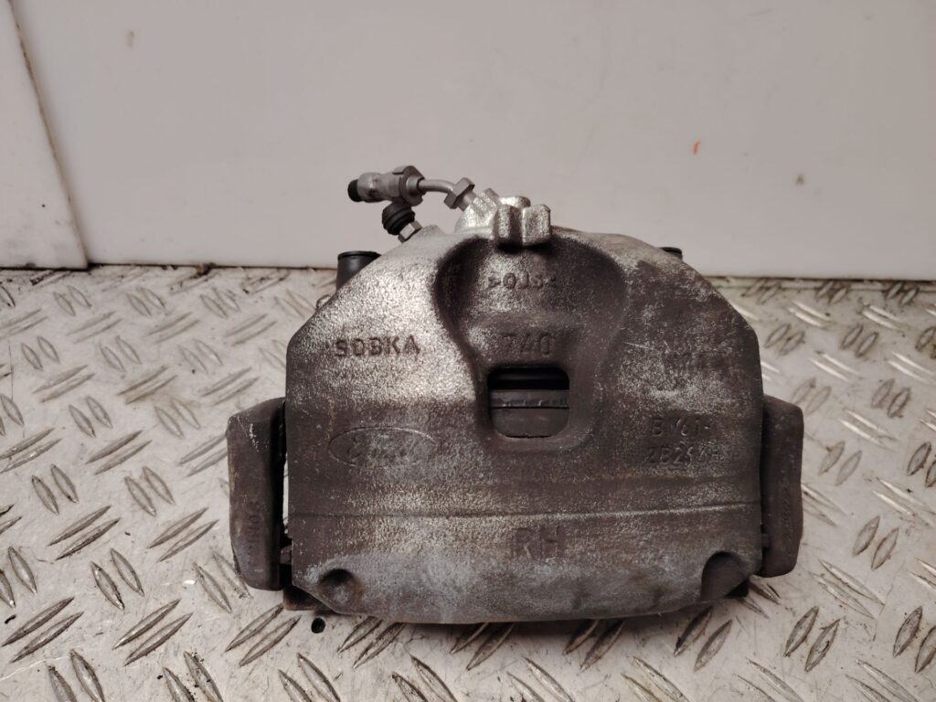 PINZA DE FRENO DELANTERA DERECHA 137977