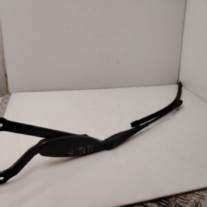 BRAZO LIMPIA DELANTERO DERECHO 138816